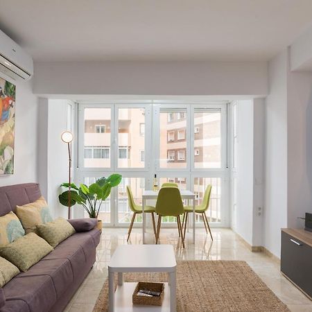 Mp5-Just Renovated Apartment Right On The Beach Málaga Extérieur photo