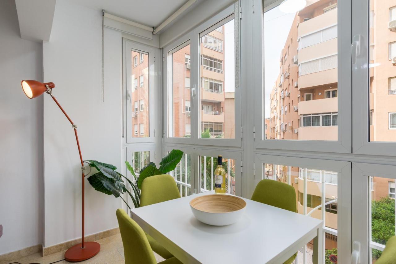 Mp5-Just Renovated Apartment Right On The Beach Málaga Extérieur photo