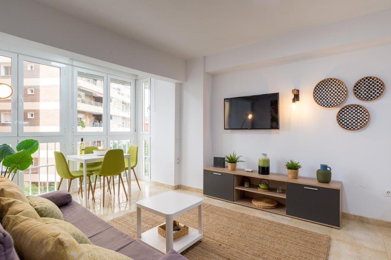 Mp5-Just Renovated Apartment Right On The Beach Málaga Extérieur photo