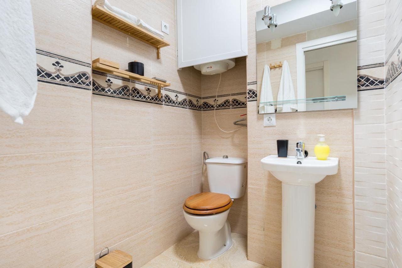 Mp5-Just Renovated Apartment Right On The Beach Málaga Extérieur photo