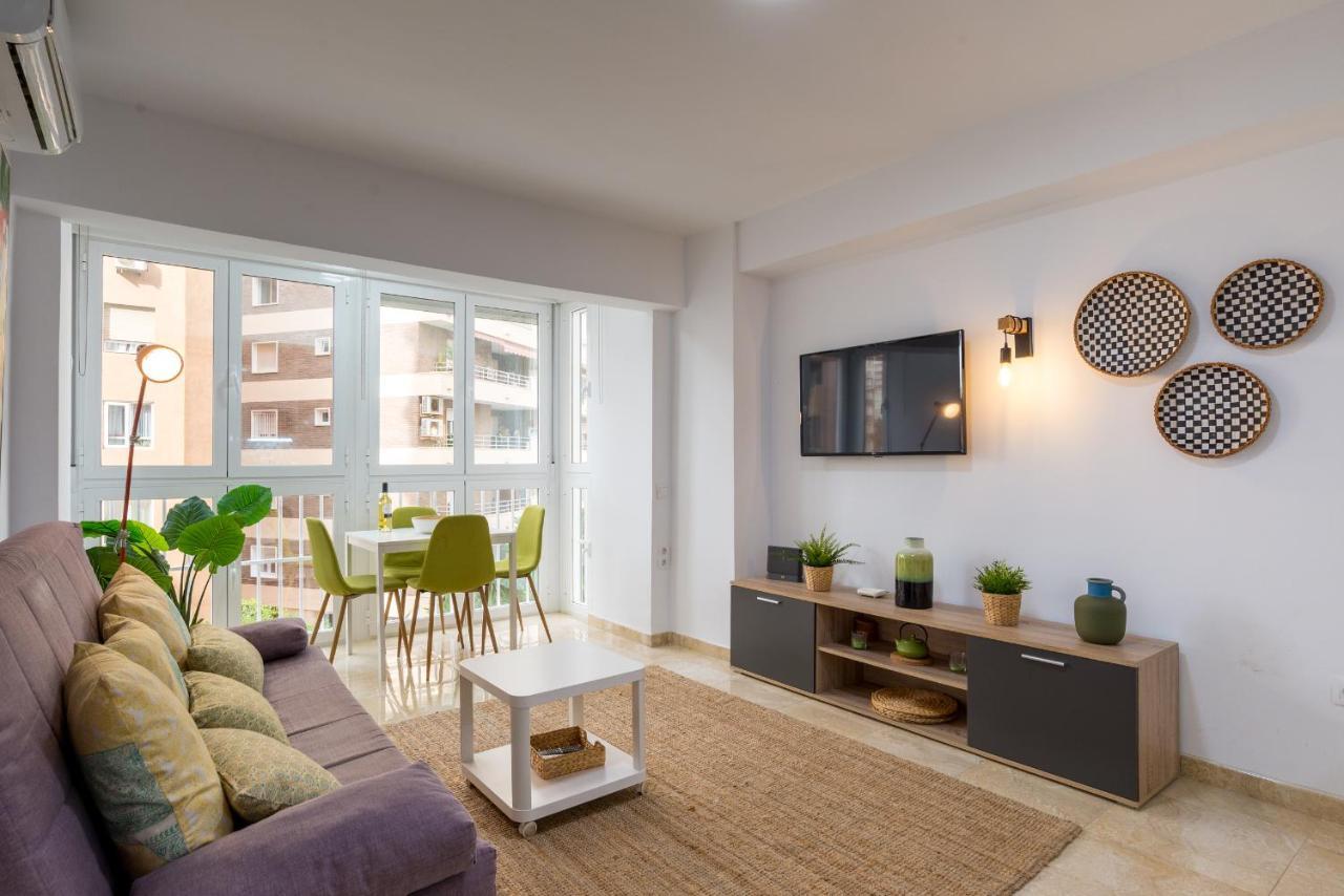 Mp5-Just Renovated Apartment Right On The Beach Málaga Extérieur photo