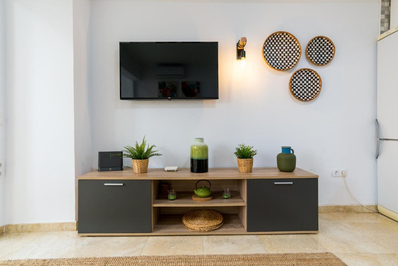 Mp5-Just Renovated Apartment Right On The Beach Málaga Extérieur photo